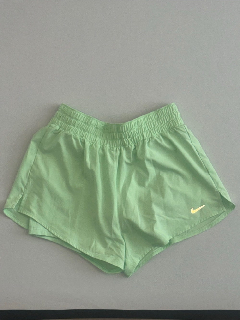 Nike Women's Mint Green Dri Fit Double Lined Athletic Shorts - Picture 1 of 7
